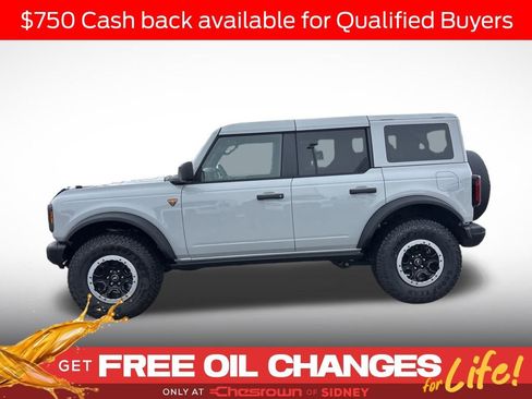 New 2026 Ford Bronco Badlands image 2