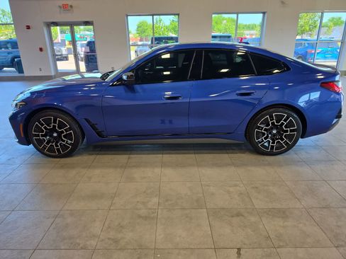 Used 2025 BMW 430i xDrive w/ M Sport Package AWD/4WD image 12