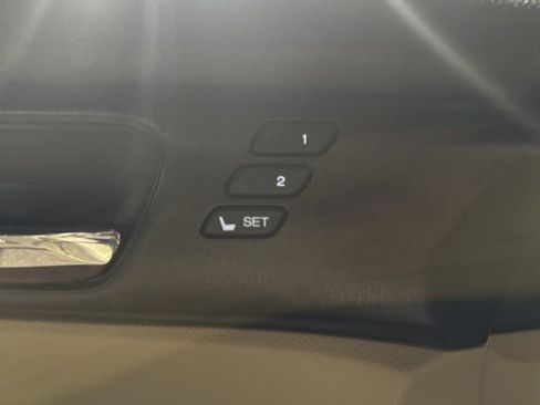 Used 2015 Honda Accord EX-L image 10