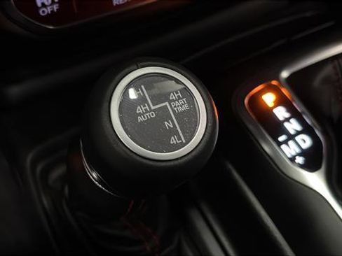 Used 2022 Jeep Wrangler Unlimited Rubicon w/ LED Lighting Group image 9