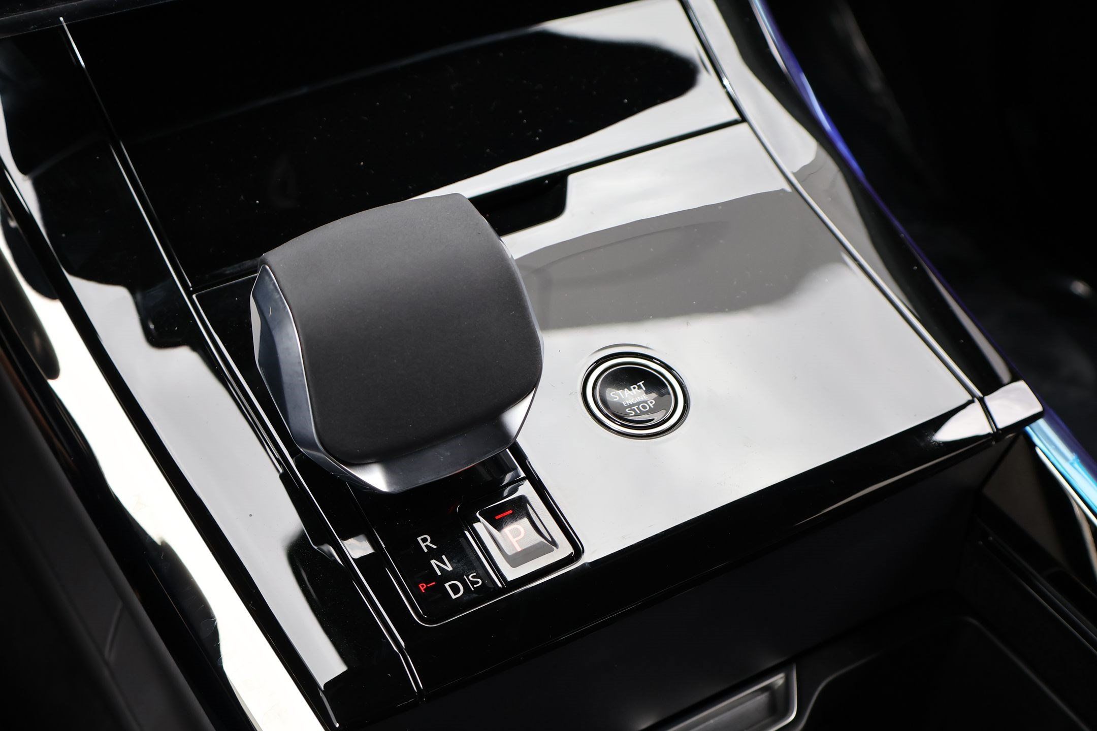 New 2026 Land Rover Range Rover Sport Dynamic SE AWD/4WD image 19