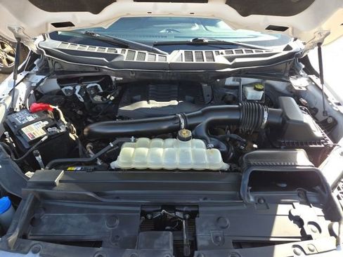 Used 2022 Ford F150 Lariat w/ Equipment Group 502A High image 13