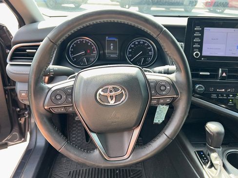Used 2023 Toyota Camry SE FWD image 15