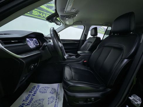 Used 2022 Jeep Grand Cherokee Limited w/ Trailer Tow Prep Group (B) image 18