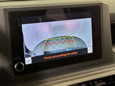 Certified 2024 Toyota Tacoma SR5 image 16