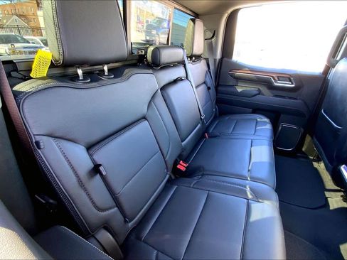 Used 2023 GMC Sierra 1500 Denali w/ Denali Reserve Package image 18