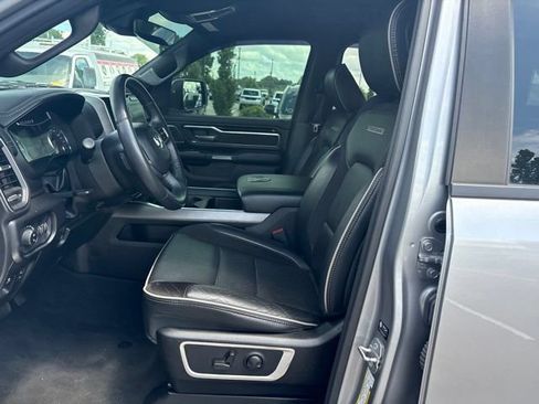 Used 2022 RAM 1500 Laramie AWD/4WD image 22