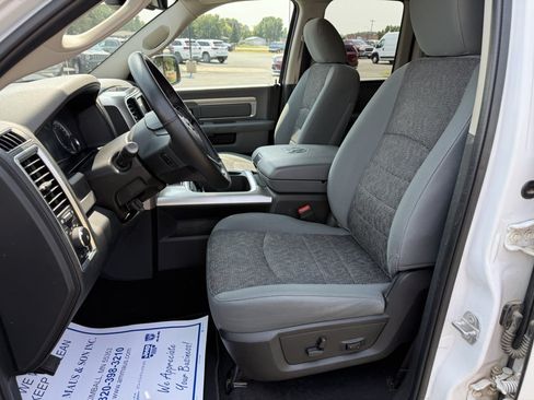 Used 2017 RAM 1500 Big Horn AWD/4WD image 13