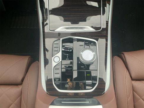 New 2026 BMW X5 xDrive50e w/ Executive Package image 11