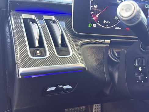 Used 2023 Mercedes-Benz S 500 4MATIC w/ AMG Line image 24