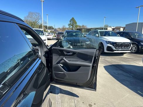 New 2026 Audi Q8 Premium Plus image 29