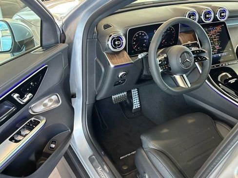 New 2026 Mercedes-Benz GLC 300 4MATIC image 14