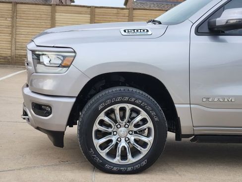 Used 2024 RAM 1500 Laramie AWD/4WD image 16