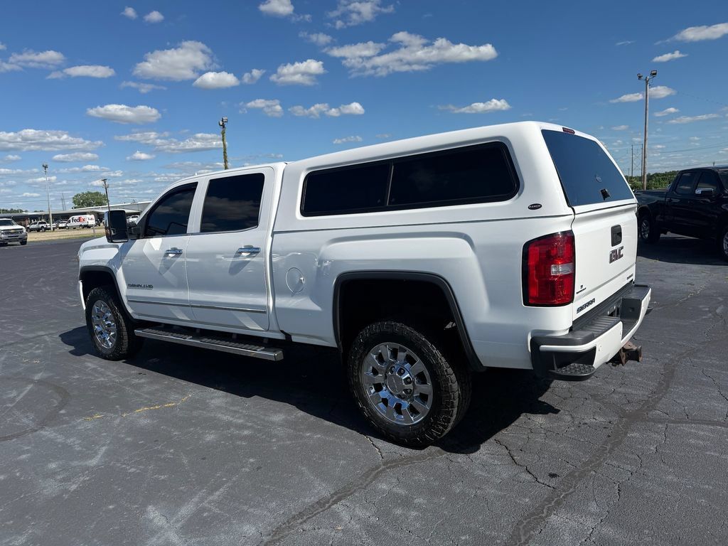 Used 2016 GMC Sierra 2500 Denali w/ Duramax Plus Package AWD/4WD image 23