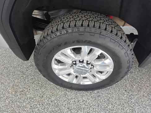 Used 2023 GMC Sierra 2500 Denali w/ Denali Ultimate Package image 17