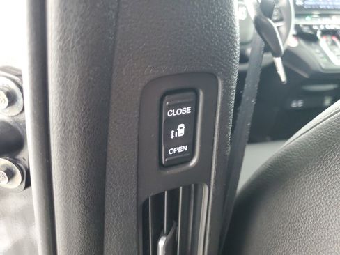 Used 2025 Honda Odyssey EX-L image 14