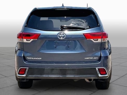 Used 2019 Toyota Highlander Limited Platinum AWD/4WD image 5