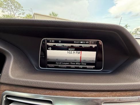 Used 2014 Mercedes-Benz E 350 Sedan image 15