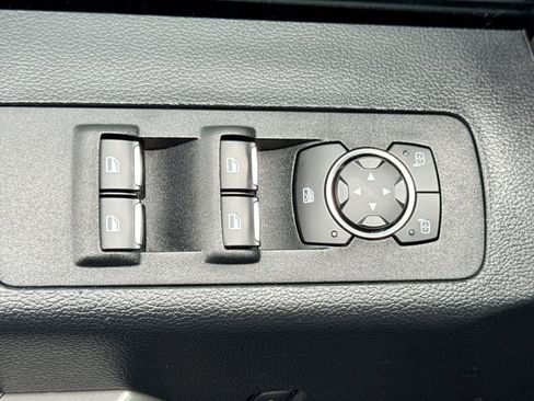 Used 2019 Ford F150 XLT w/ Equipment Group 302A Luxury AWD/4WD image 17