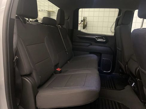 Used 2024 Chevrolet Silverado 1500 LT AWD/4WD image 20