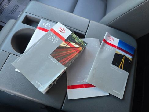 Used 2012 Toyota Tundra 4x4 Double Cab w/ Tow Pkg image 35