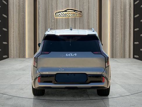 Used 2024 Kia EV9 GT-Line AWD/4WD image 9