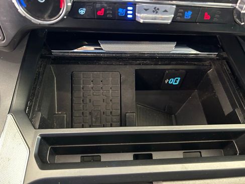 Used 2025 Ford F350 Lariat w/ FX4 Off-Road Package AWD/4WD image 57