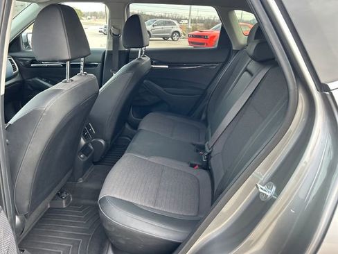 Used 2023 Kia Seltos S w/ Navigation Package image 40