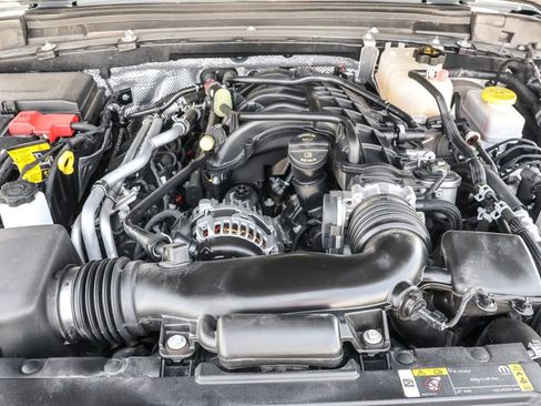 Used 2024 Jeep Wrangler Unlimited Rubicon image 43