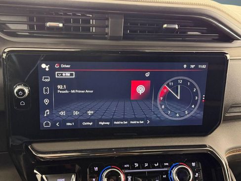 Used 2022 GMC Sierra 1500 AT4 w/ AT4 Premium Package image 26