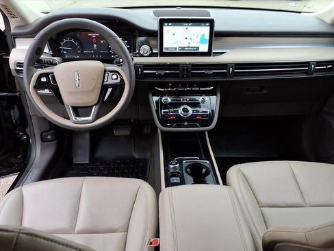 Used 2022 Lincoln Corsair AWD w/ Equipment Group 101A image 14