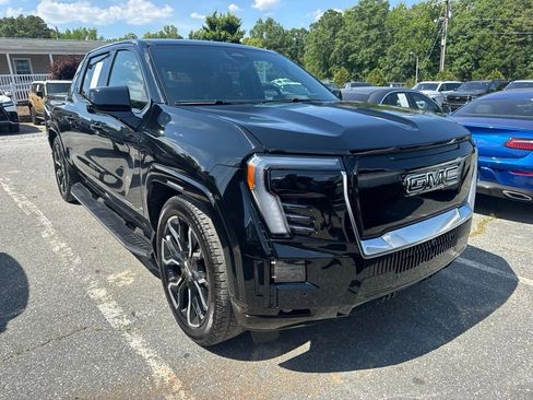 Used 2025 GMC Sierra EV Denali AWD/4WD image 2