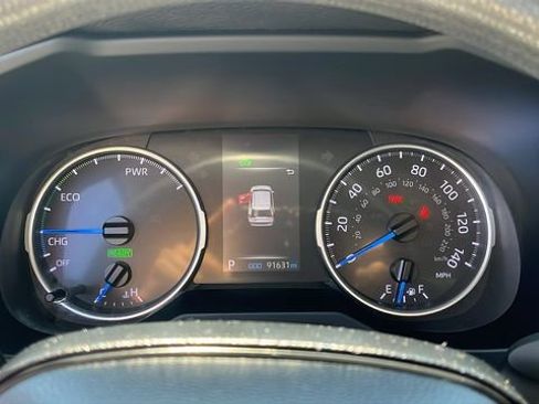 Used 2019 Toyota RAV4 LE w/ Carpet Mat Package AWD/4WD image 14