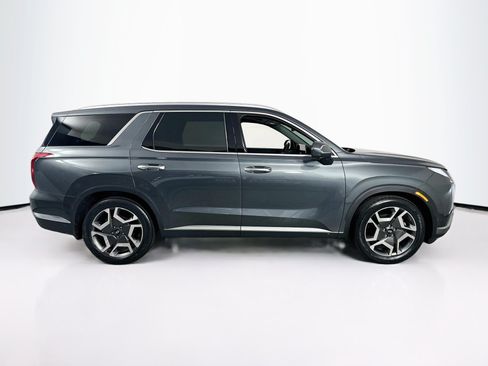 Used 2023 Hyundai Palisade Limited FWD image 4