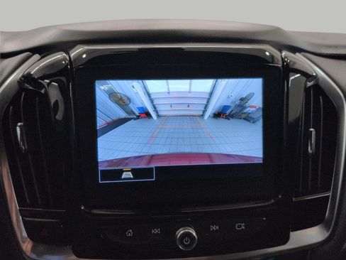 Used 2023 Chevrolet Traverse LT AWD/4WD image 14