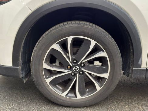 Used 2022 MAZDA CX-5 AWD 2.5 S w/ Premium Package image 8