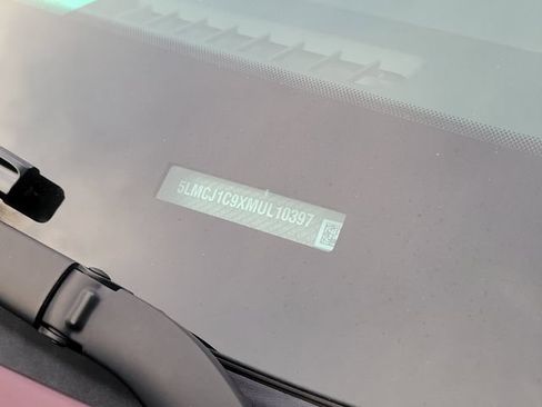 Certified 2021 Lincoln Corsair FWD image 4