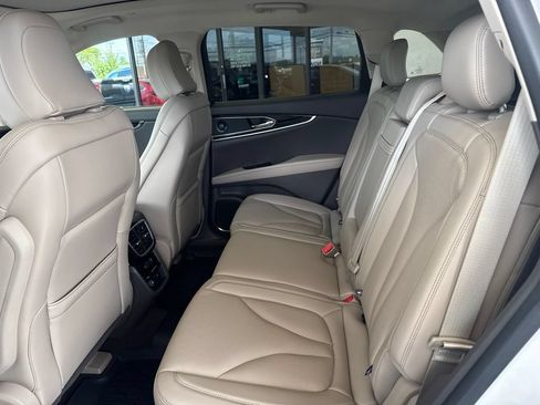 Certified 2023 Lincoln Nautilus Reserve w/ Luxury Package AWD/4WD image 12