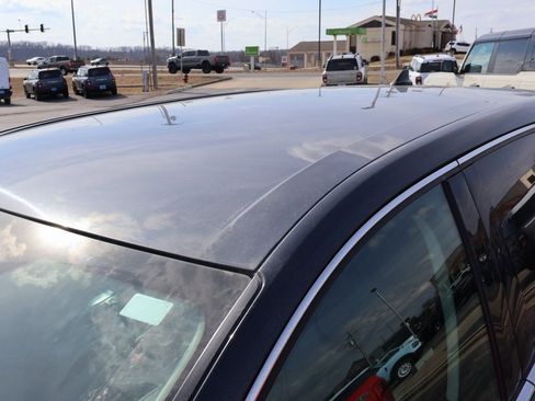 Used 2022 Ford Edge Titanium image 4