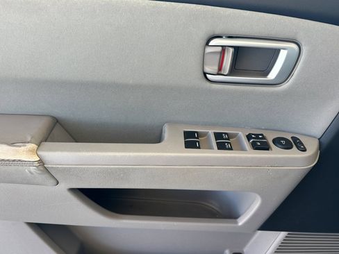 Used 2013 Honda Pilot LX image 11