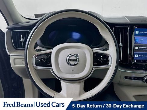Used 2023 Volvo XC60 B5 Ultimate w/ Climate Package image 12