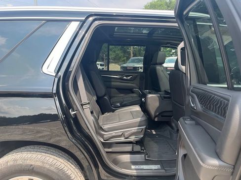 Used 2023 GMC Yukon Denali AWD/4WD image 38