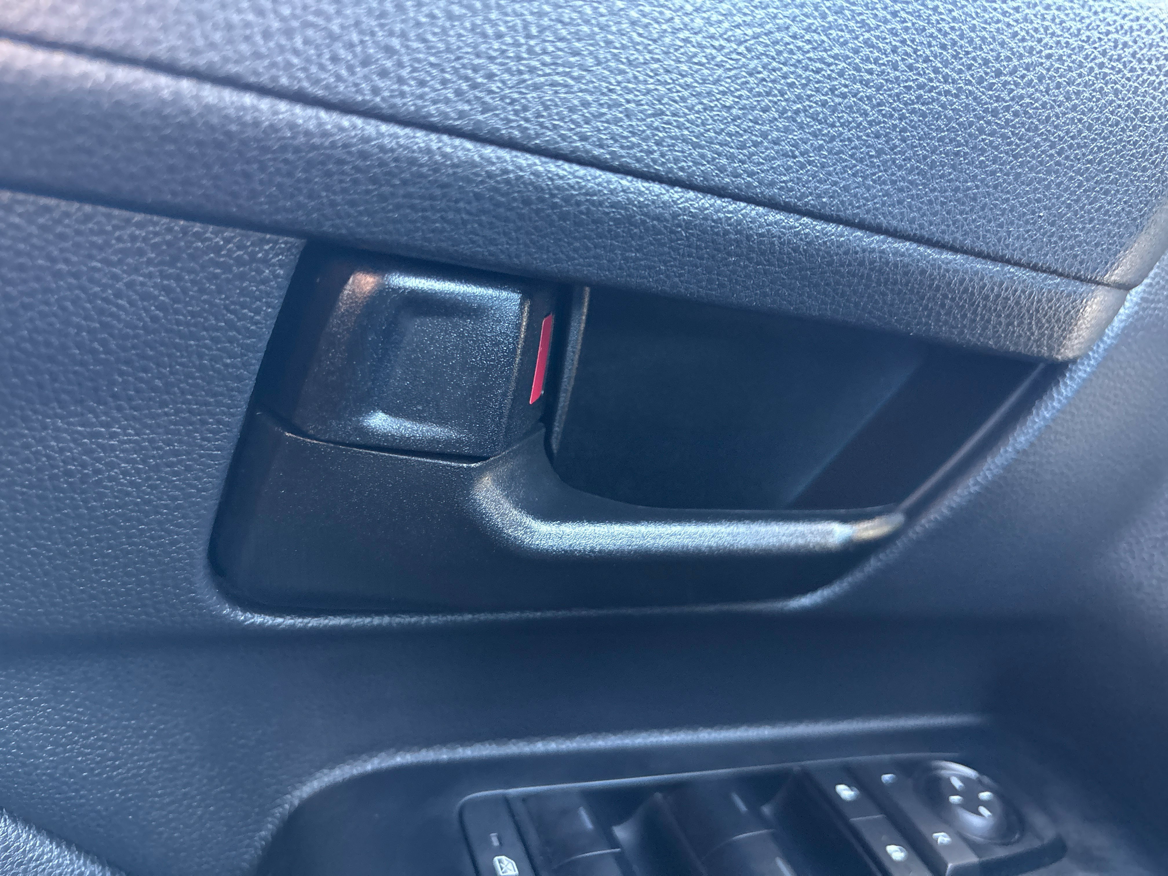 Used 2025 Toyota Tacoma SR RWD image 12