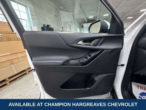 Certified 2026 Chevrolet Equinox LT w/ Safety and Technology Package FWD image 30