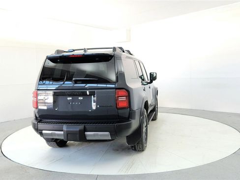 Used 2025 Toyota Land Cruiser w/ Premium Package image 5
