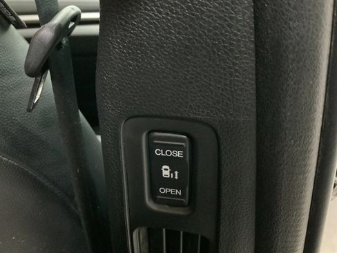 Used 2024 Honda Odyssey EX-L image 21