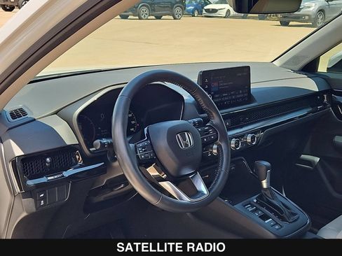 Used 2025 Honda CR-V EX-L image 13