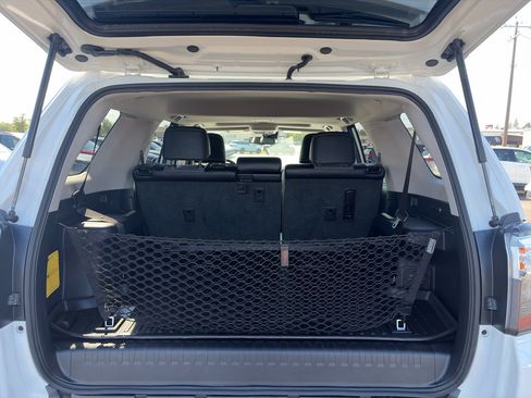 Used 2023 Toyota 4Runner SR5 Premium w/ Moonroof Package AWD/4WD image 15