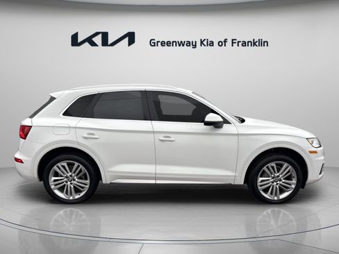 Used 2018 Audi Q5 2.0T Premium Plus w/ Premium Plus Package image 8