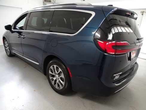 Certified 2023 Chrysler Pacifica Pinnacle FWD image 20